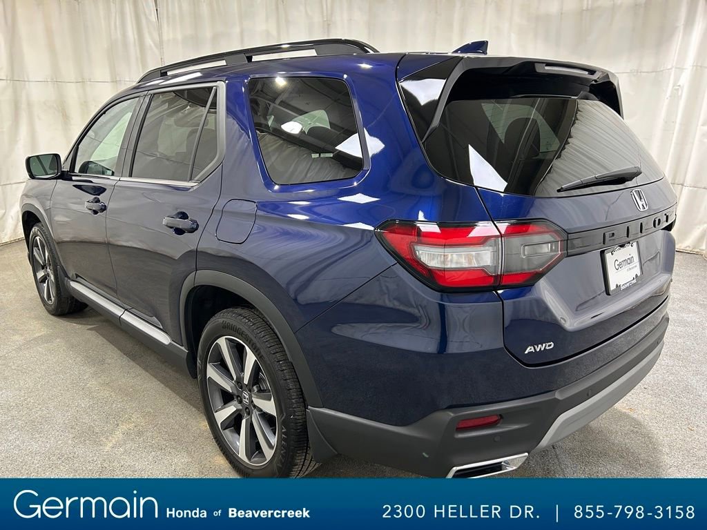 Used 2024 Honda Pilot Touring image 6