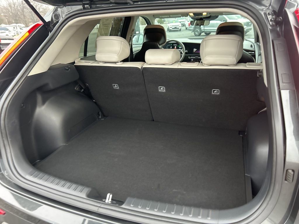 Used 2023 Kia Niro EX image 29