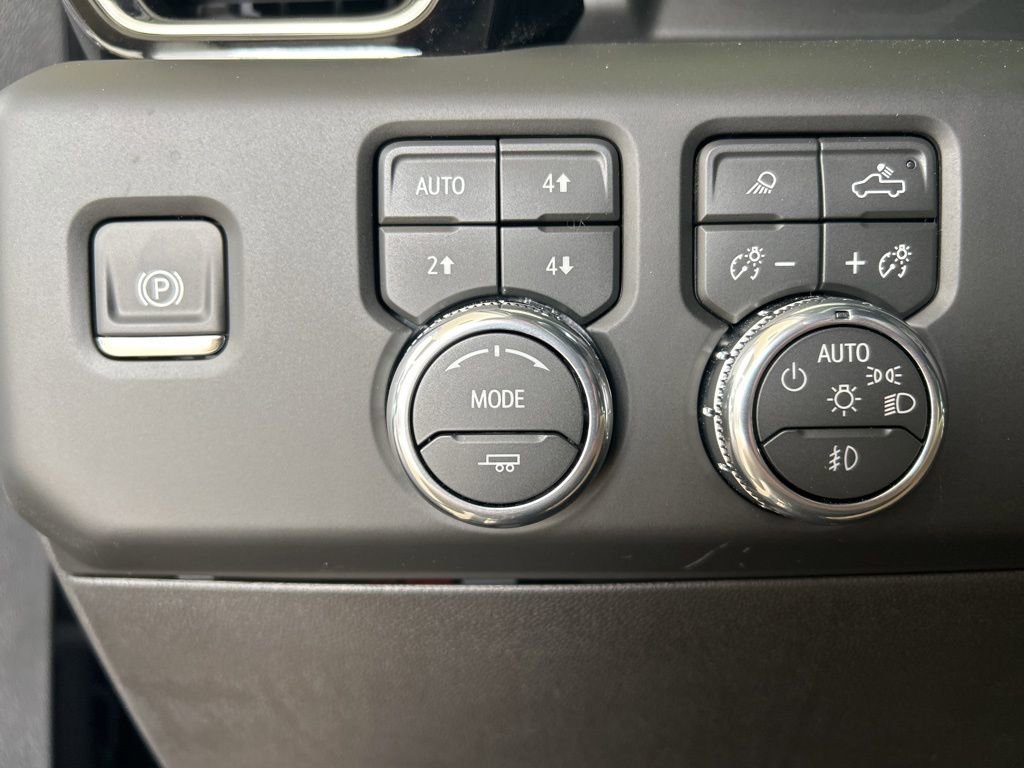 Used 2026 GMC Sierra 1500 Denali AWD/4WD image 24