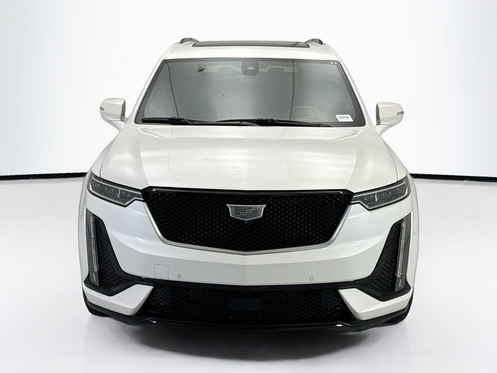 Used 2025 Cadillac XT6 Sport w/ Platinum Package AWD/4WD image 2