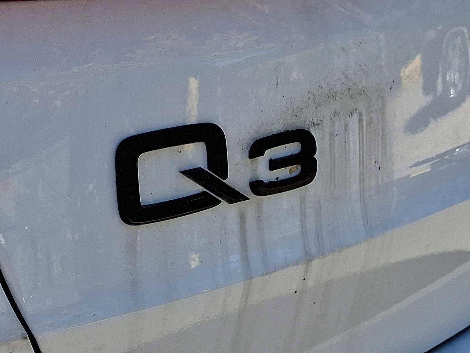 New 2025 Audi Q3 2.0T Premium image 18