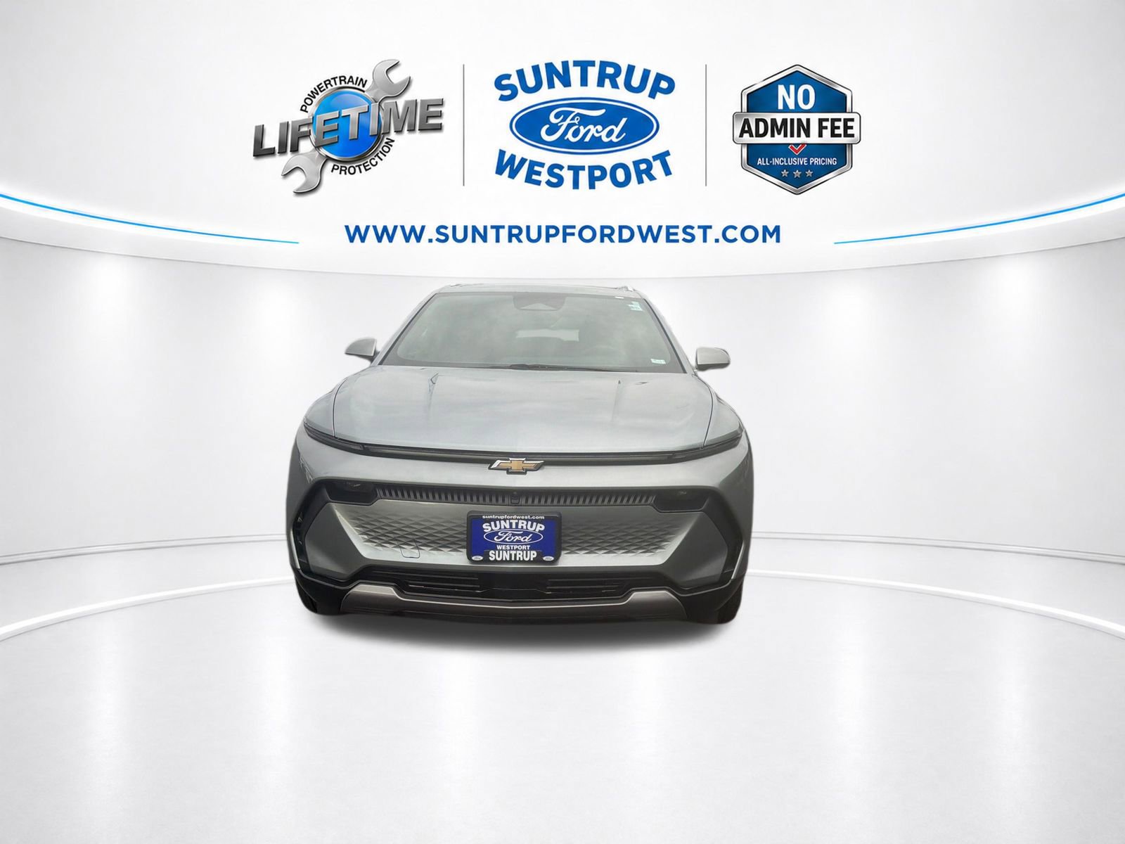Used 2024 Chevrolet Equinox EV LT w/ LPO, Active Package FWD image 9