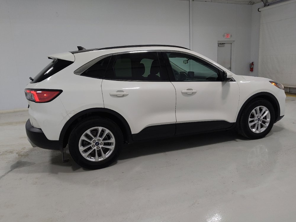 Used 2021 Ford Escape SE image 10