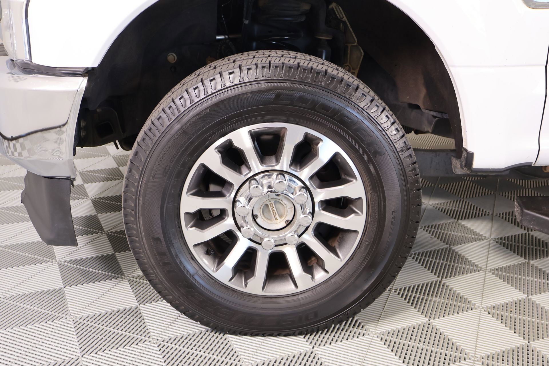 Used 2020 Ford F250 Lariat w/ Lariat Value Package AWD/4WD image 17