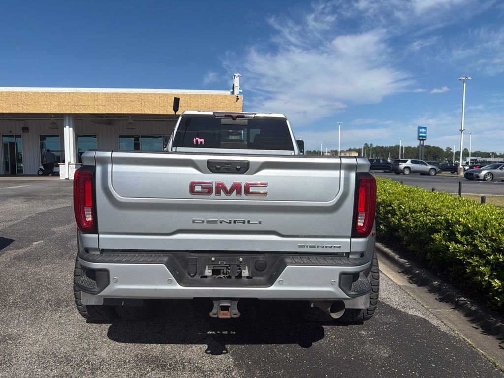 Used 2022 GMC Sierra 3500 Denali AWD/4WD image 13