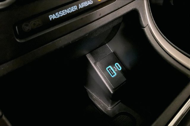 Used 2024 Ford Edge ST-Line AWD/4WD image 34