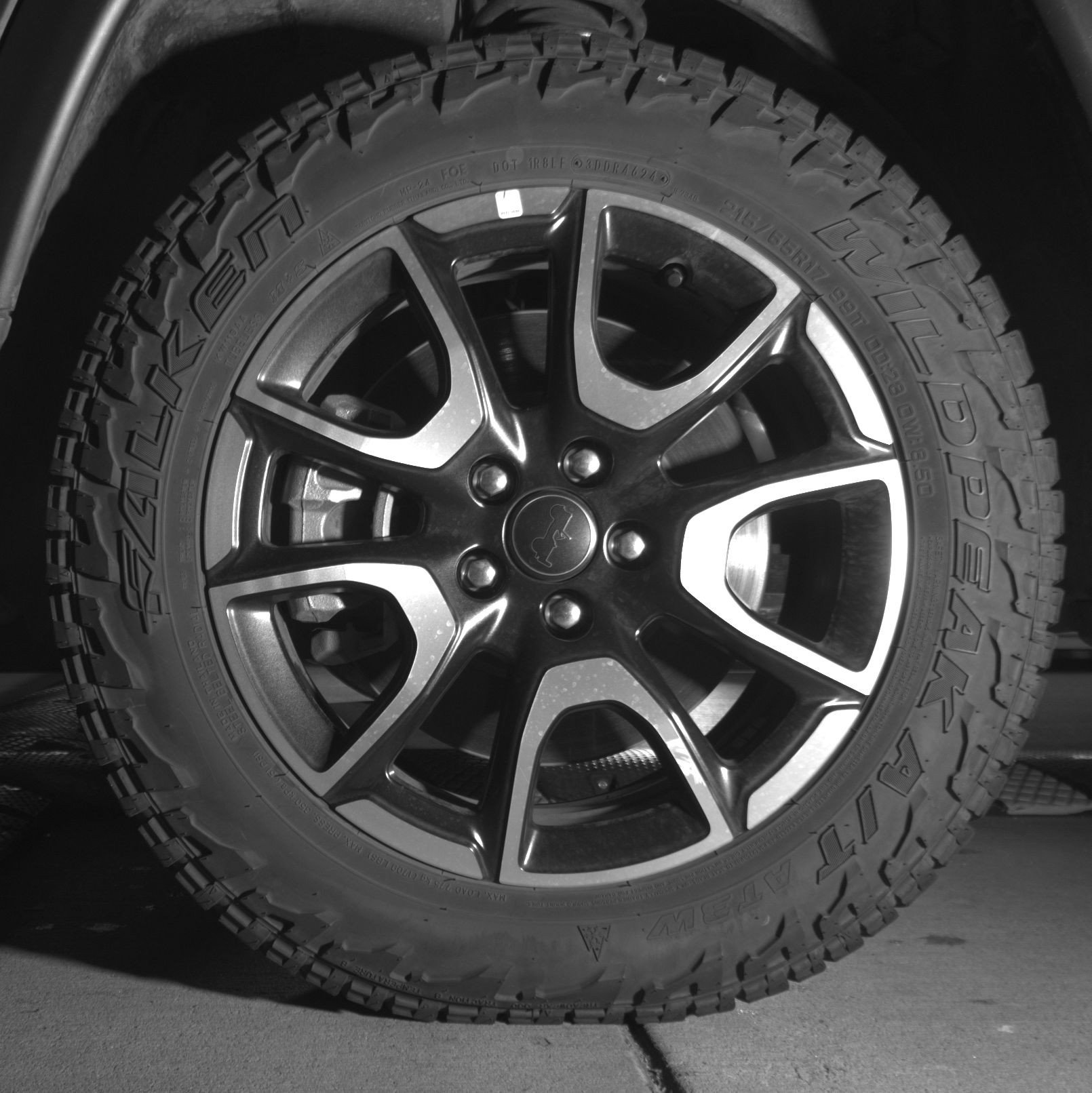 Used 2025 Jeep Compass Trailhawk image 12