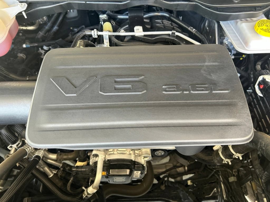 Used 2025 RAM 1500 Big Horn AWD/4WD image 13