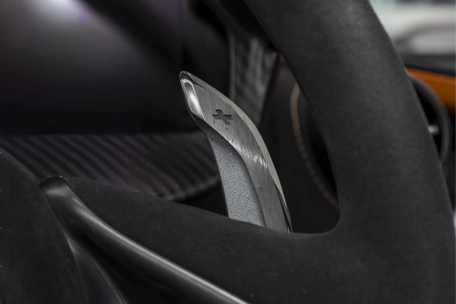 Used 2024 McLaren 750S Spider RWD image 32