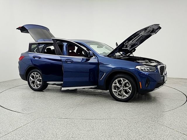 Used 2022 BMW X4 xDrive30i w/ Premium Package 2 AWD/4WD image 10