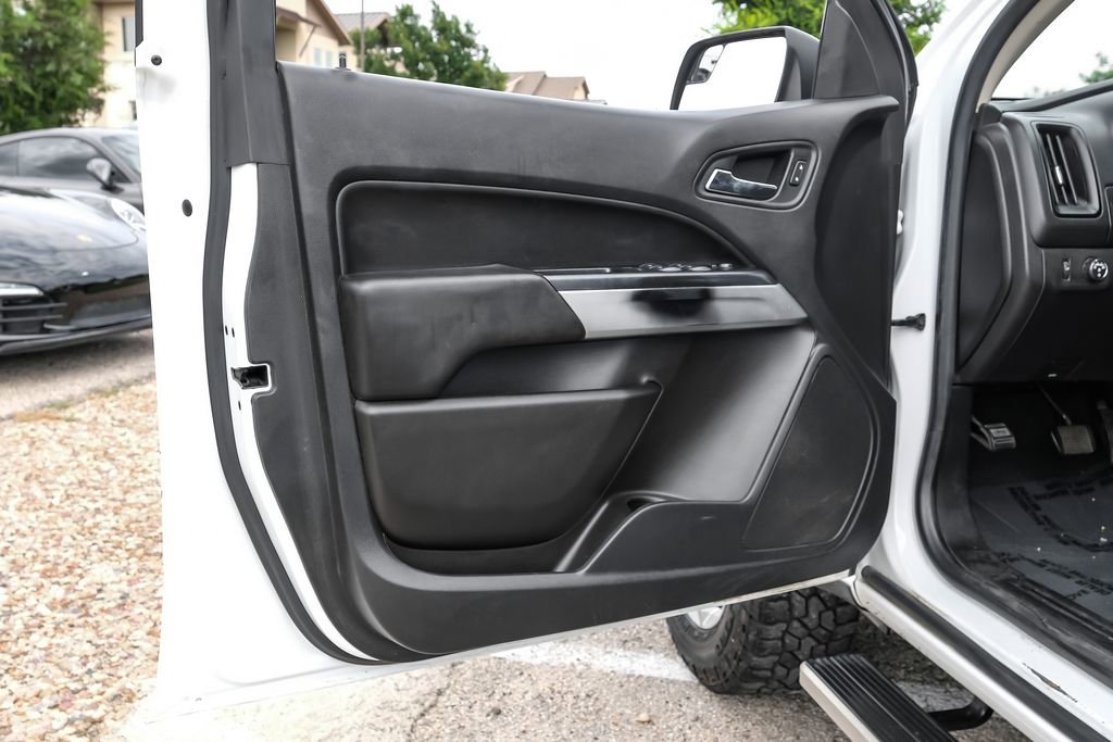 Used 2019 Chevrolet Colorado LT w/ LT Convenience Package RWD image 46