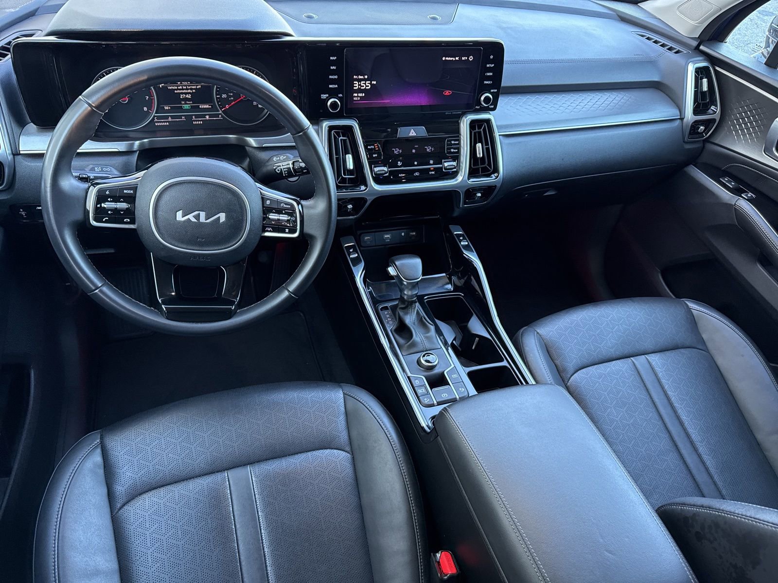 Used 2022 Kia Sorento SX image 18