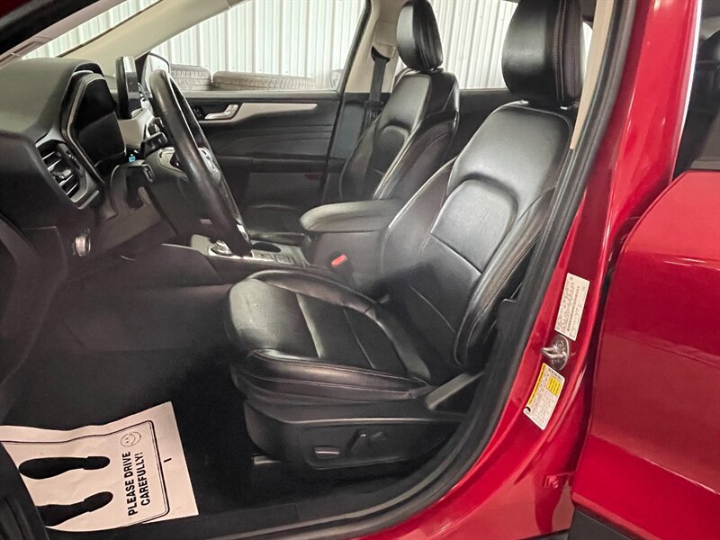 Used 2021 Ford Escape SEL AWD/4WD image 17