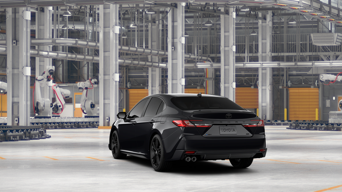 New 2026 Toyota Camry Hybrid FWD image 9