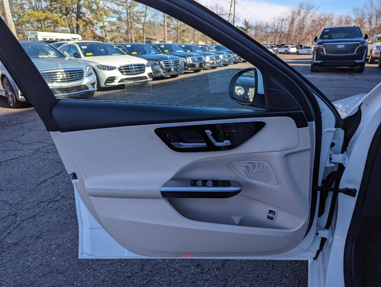 Used 2024 Mercedes-Benz C 300 4MATIC Sedan image 11
