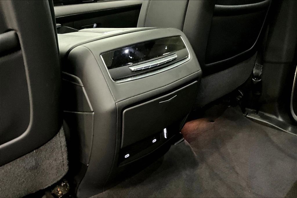 Certified 2023 Cadillac Escalade ESV Sport AWD/4WD image 10