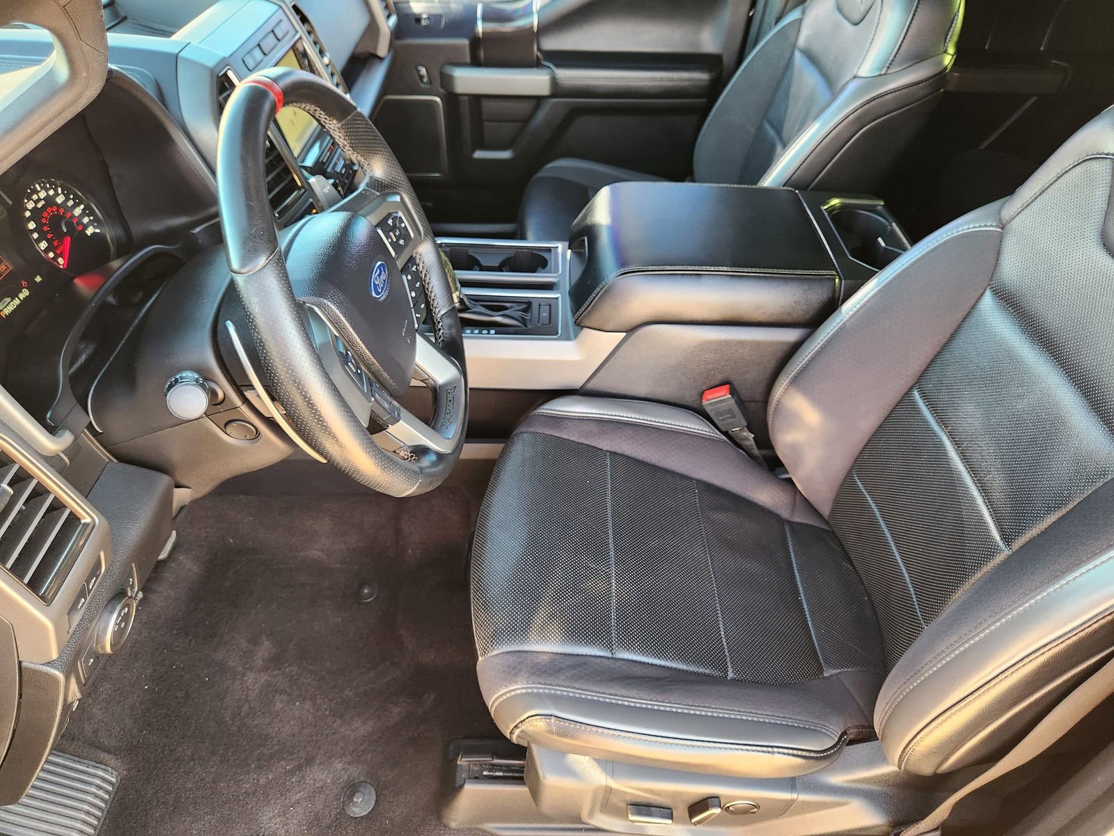 Used 2020 Ford F150 Raptor w/ Equipment Group 802A Luxury image 15