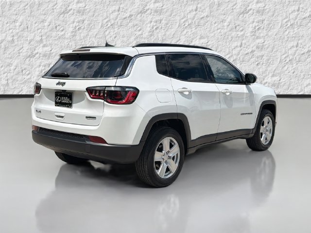 Used 2022 Jeep Compass Latitude AWD/4WD image 4