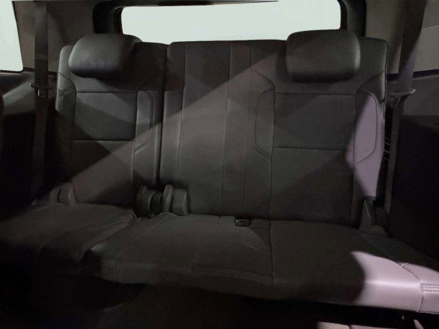 Used 2016 GMC Yukon Denali w/ Open Road Package image 39