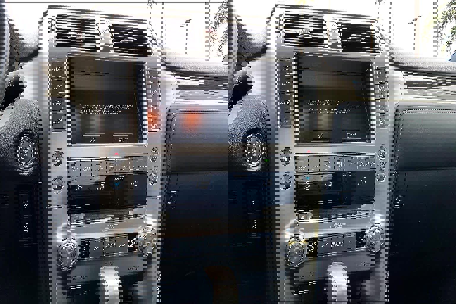 Used 2020 Lexus GX 460 Luxury w/ Off Road Package image 35