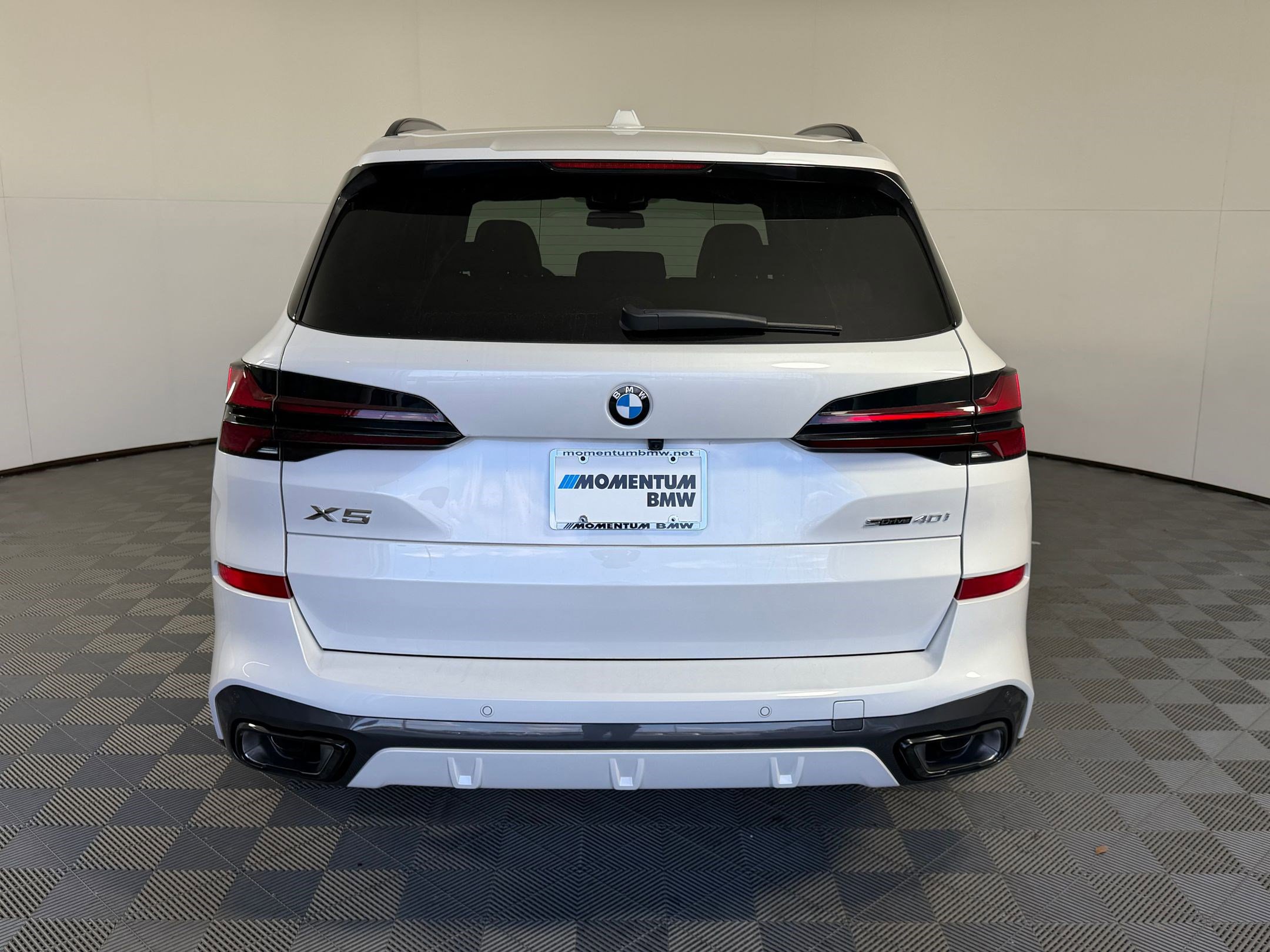 New 2026 BMW X5 sDrive40i image 10