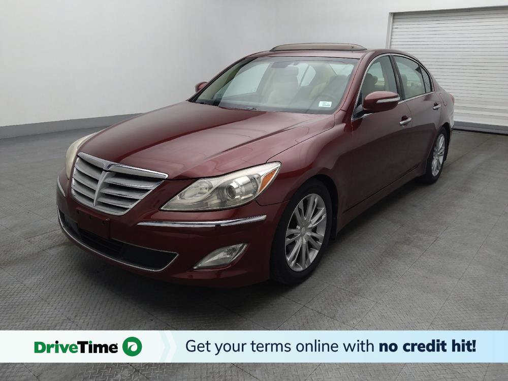 Used 2013 Hyundai Genesis 3.8 w/ Technology Pkg
