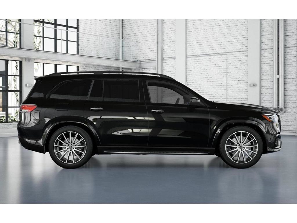 Used 2025 Mercedes-Benz GLS 580 4MATIC image 16
