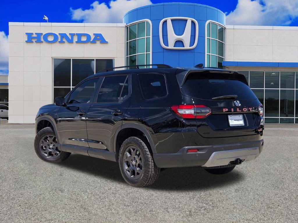New 2026 Honda Pilot TrailSport image 5