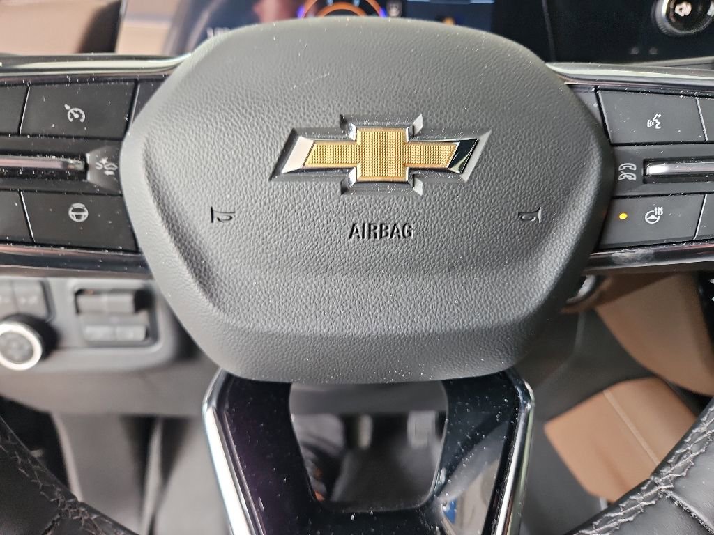 Used 2025 Chevrolet Suburban High Country AWD/4WD image 22