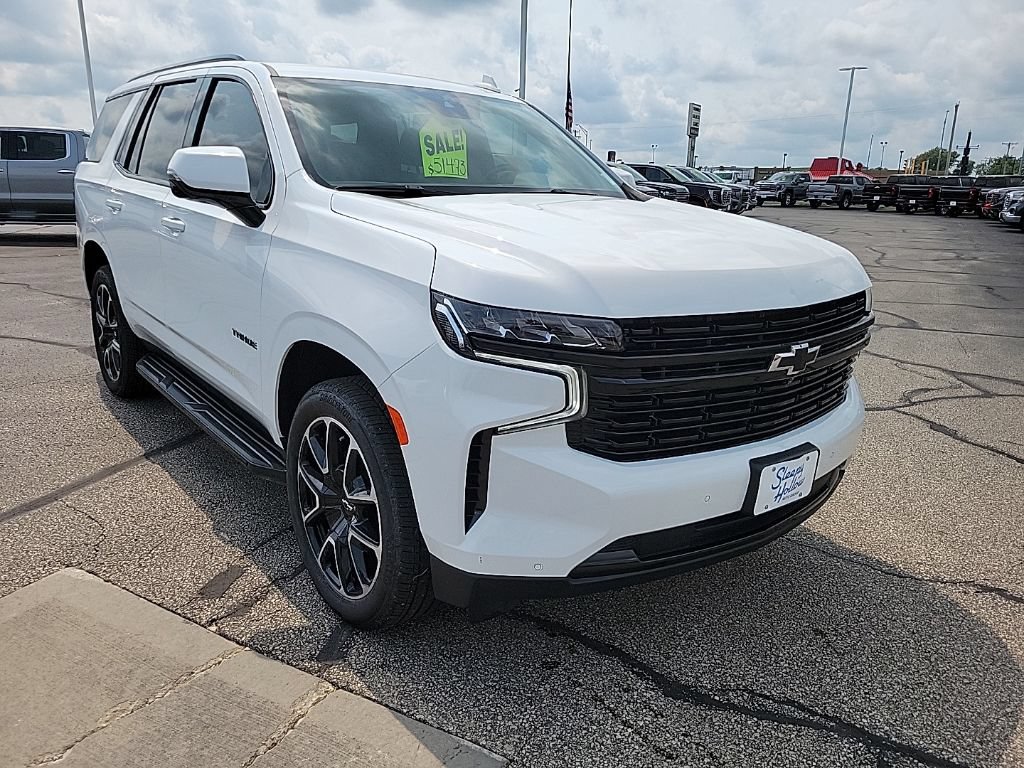 Used 2023 Chevrolet Tahoe RST w/ Luxury Package AWD/4WD image 3
