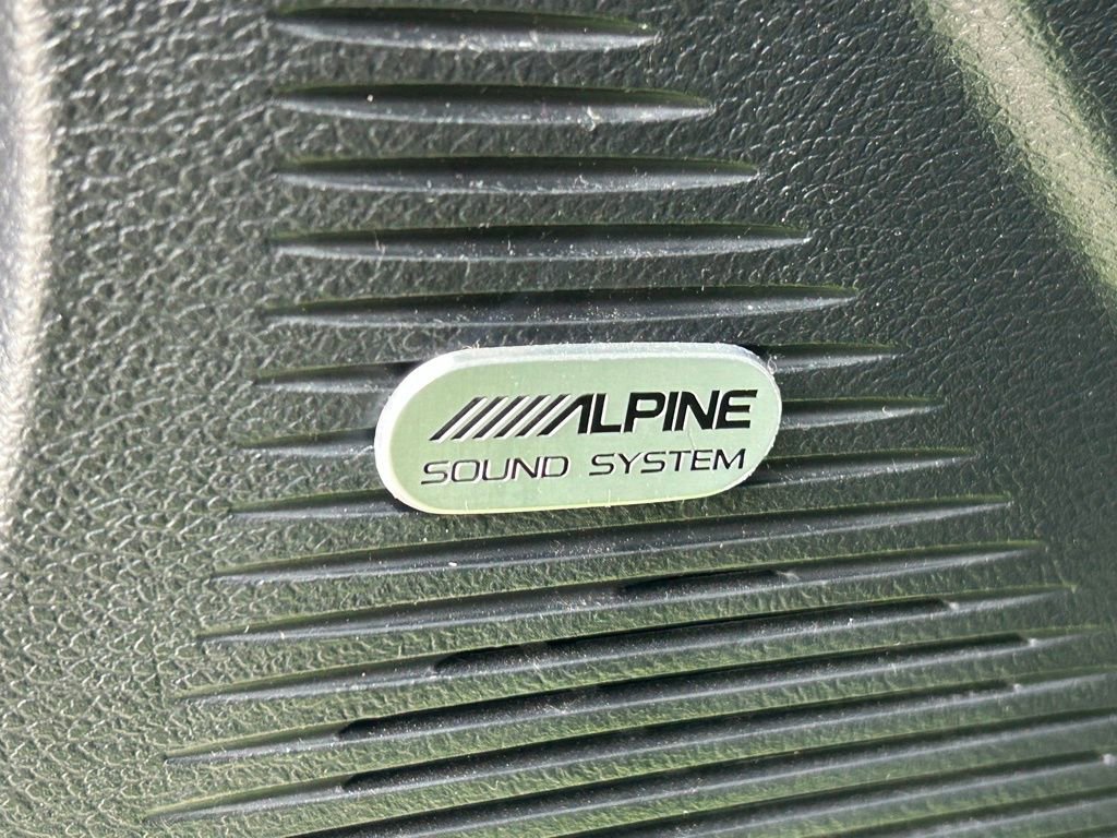 Used 2023 Dodge Challenger SXT image 25