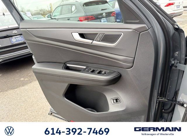 New 2026 Volkswagen Atlas Cross Sport SEL R-Line image 24