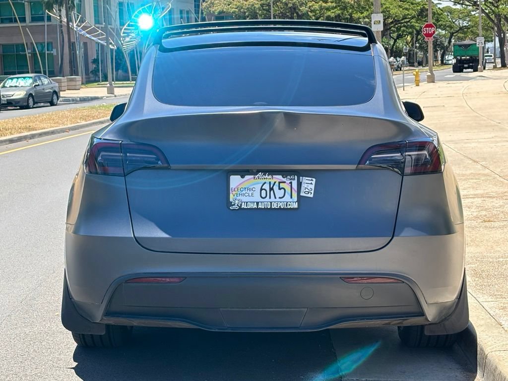 Used 2023 Tesla Model Y Long Range AWD/4WD image 4