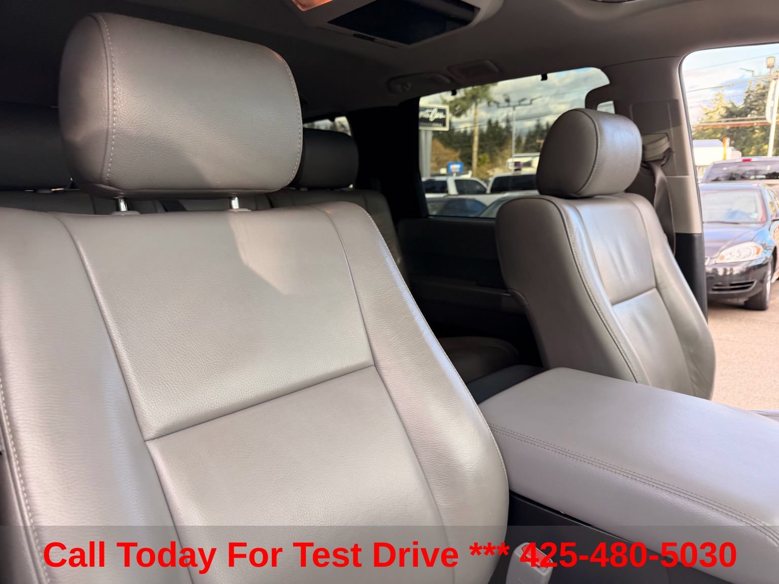 Used 2020 Toyota Sequoia Limited w/ Safety & Convenience Package AWD/4WD image 38