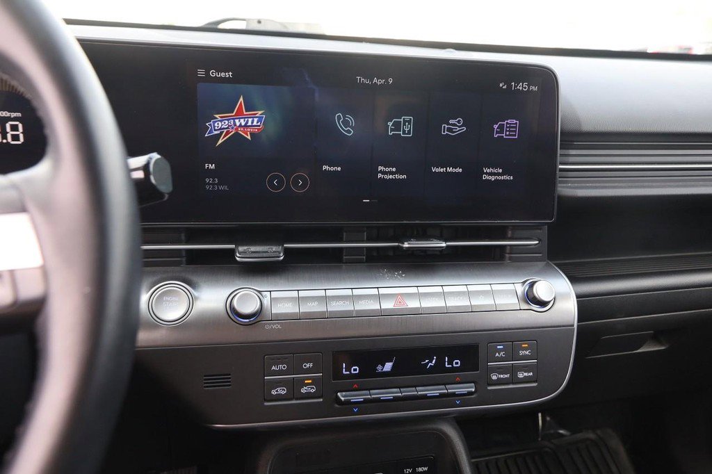 Used 2025 Hyundai Kona SEL image 15