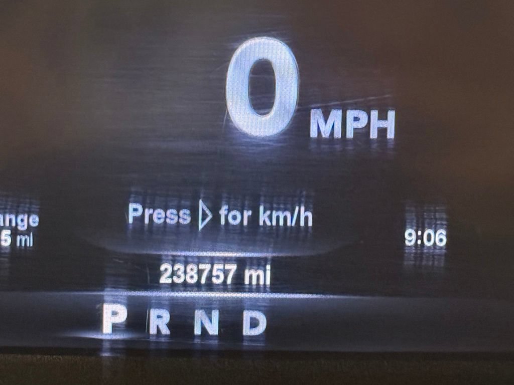 Used 2015 RAM 1500 Laramie w/ Convenience Group AWD/4WD image 38