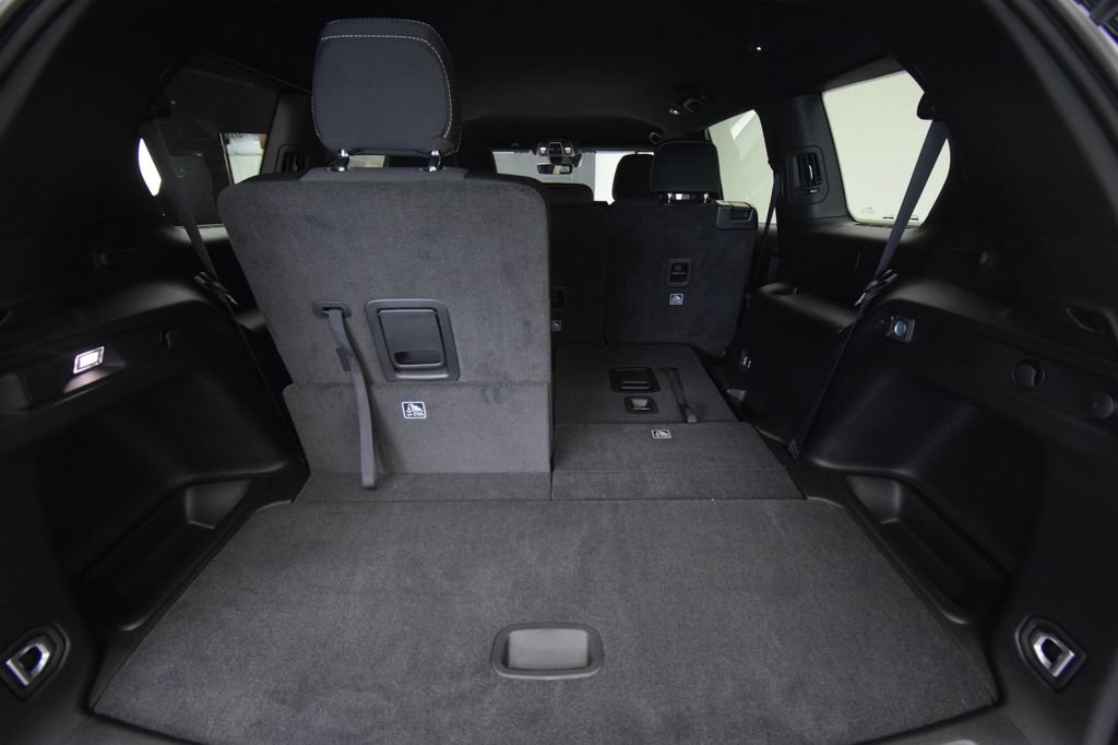 New 2026 Jeep Grand Cherokee L Laredo AWD/4WD image 36