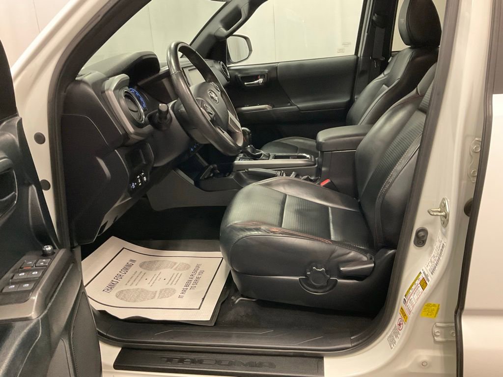 Used 2017 Toyota Tacoma TRD Pro image 4