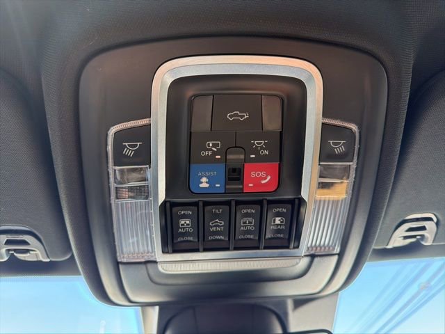 Used 2023 RAM 1500 Laramie AWD/4WD image 23