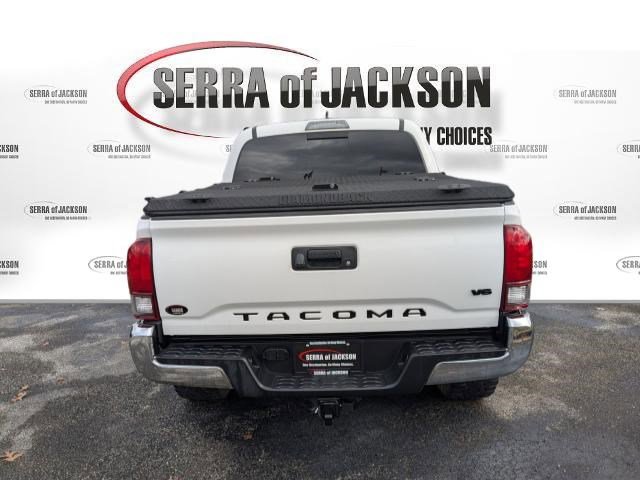 Used 2019 Toyota Tacoma TRD Off-Road image 4