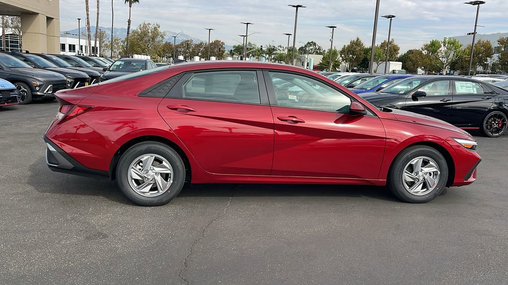 New 2026 Hyundai Elantra SE image 6