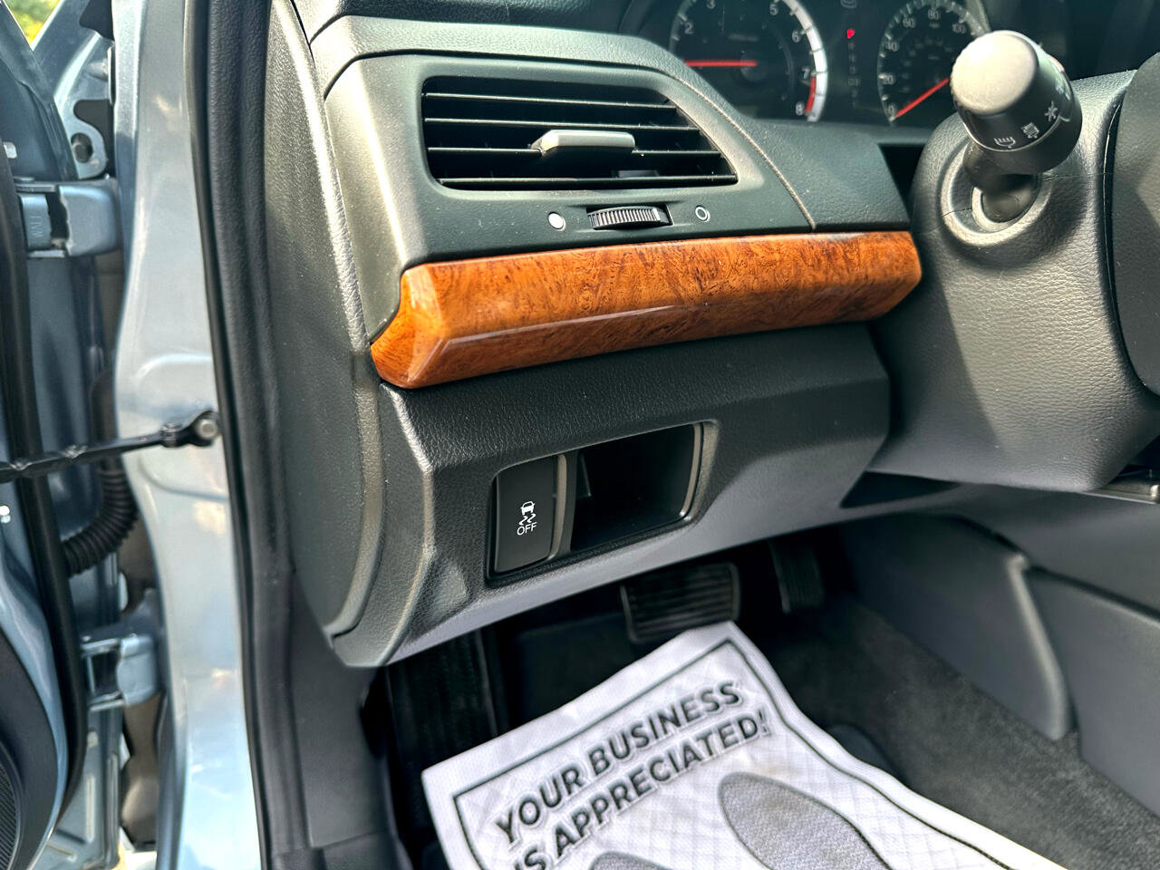 Used 2011 Honda Accord EX image 11