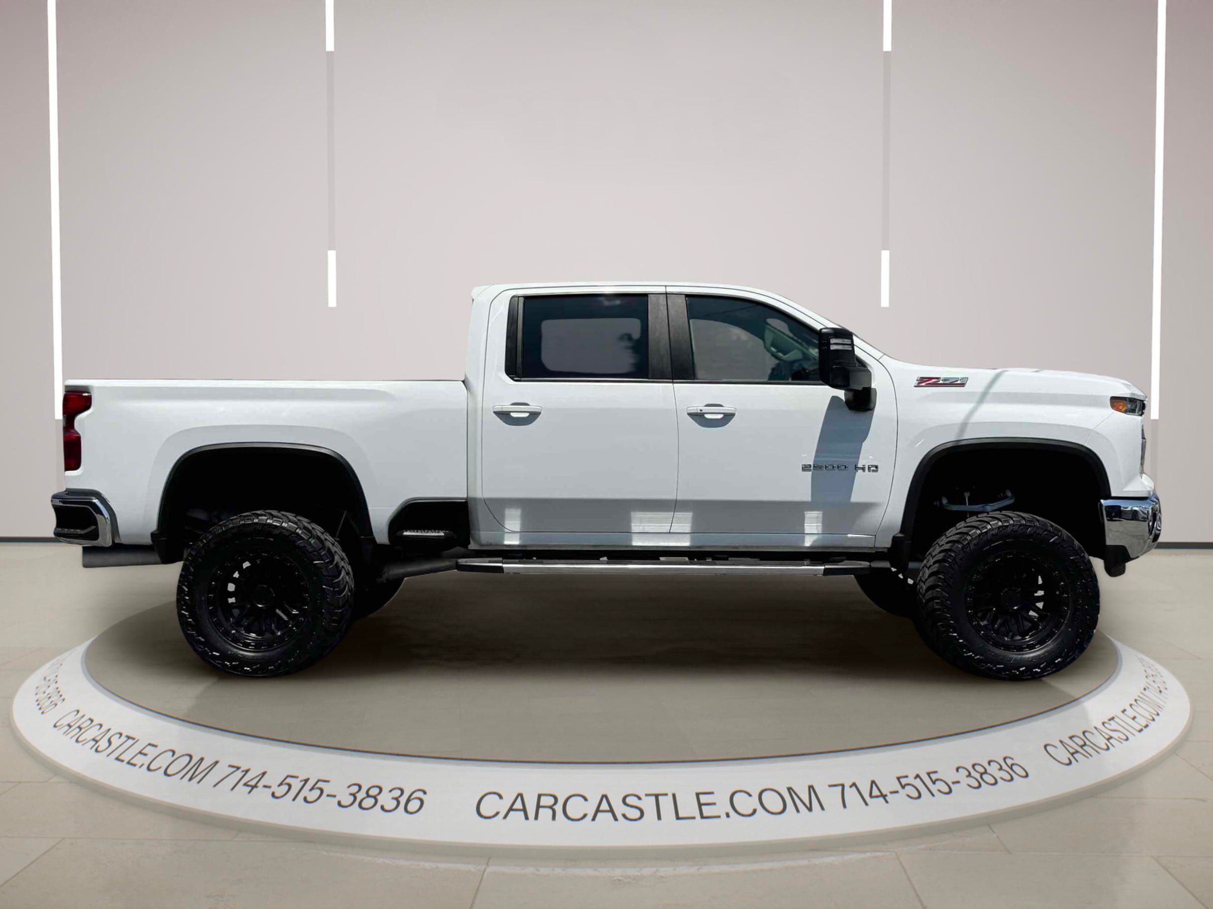Used 2024 Chevrolet Silverado 2500 LT AWD/4WD image 6