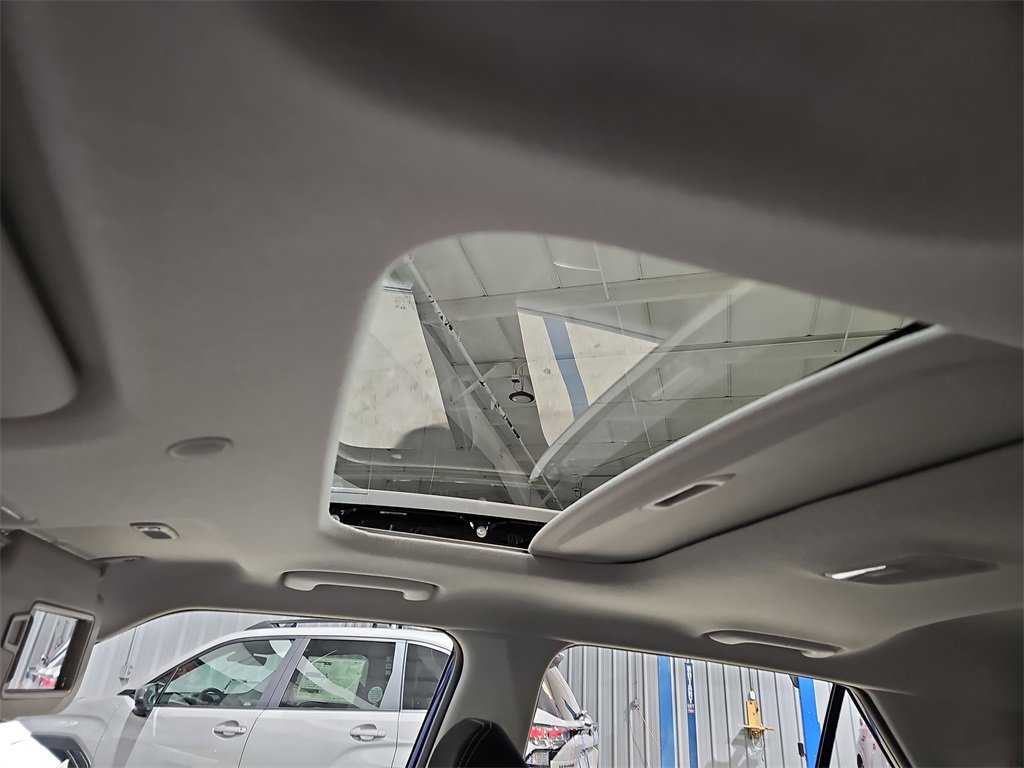 New 2026 Hyundai Venue SEL image 28