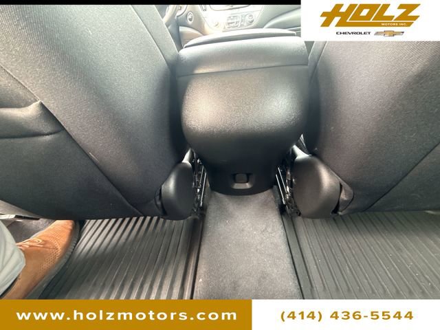 Used 2022 Chevrolet Malibu RS image 22