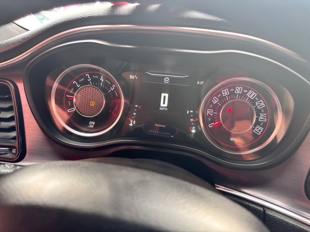 Used 2016 Dodge Challenger R/T image 14