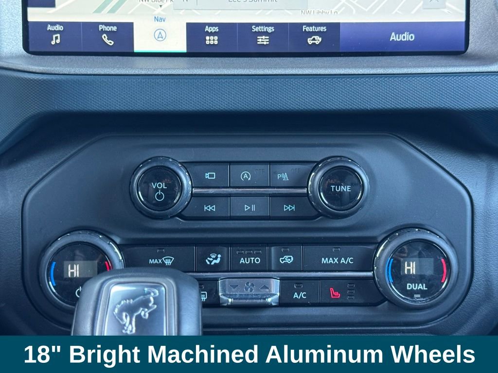 Used 2024 Ford Bronco Outer Banks AWD/4WD image 23