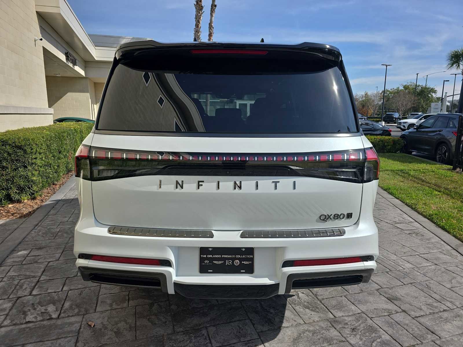 New 2026 INFINITI QX80 Autograph w/ Autograph Exterior Package image 5