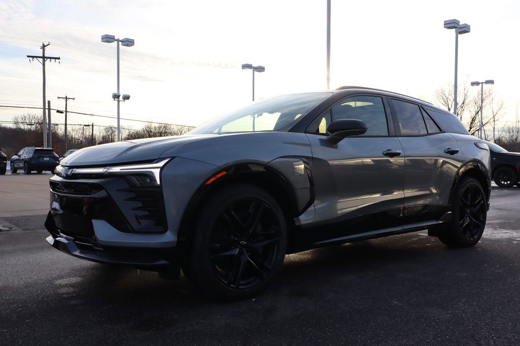 New 2026 Chevrolet Blazer EV SS image 8
