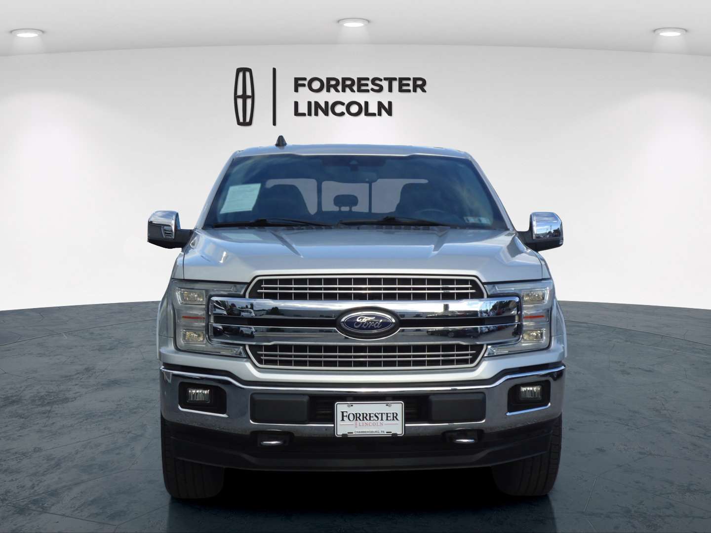Used 2019 Ford F150 Lariat w/ Equipment Group 502A Luxury AWD/4WD image 8